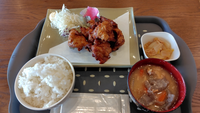 から揚げ定食